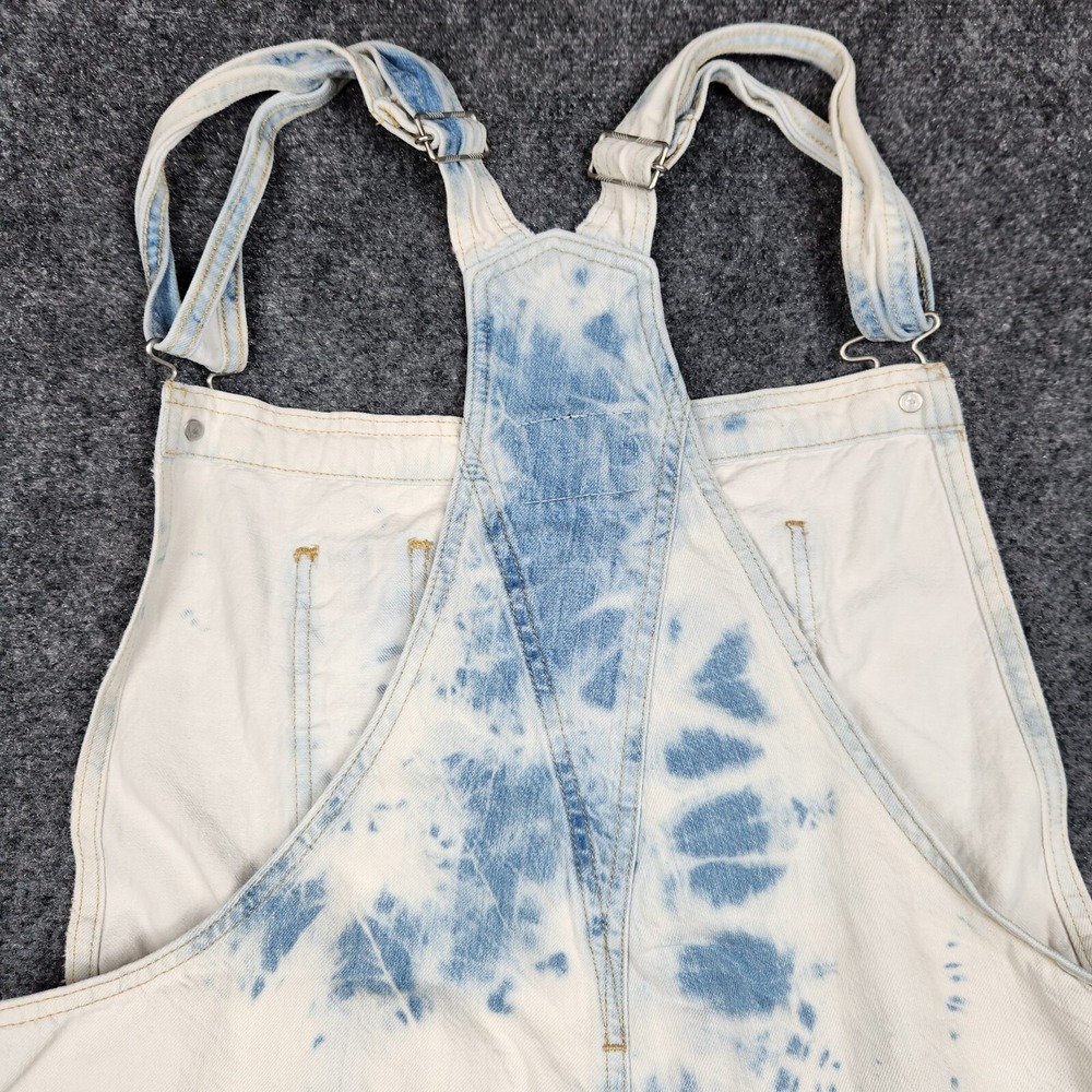 Levi's White and Blue Tie-Dye Short Overalls - Picture 5 of 16